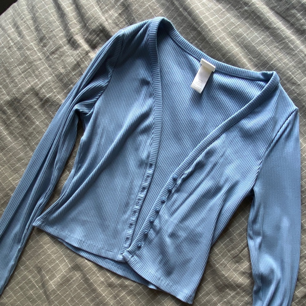 H&M Light Blue Short Button Up Cardigan Shirt
